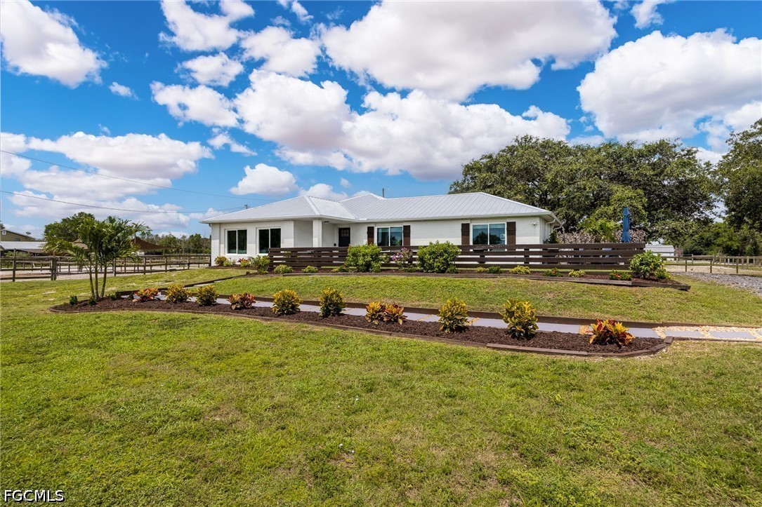 12090 Shawnee Road Fort Myers, FL 33913 - Photo 4 of 50