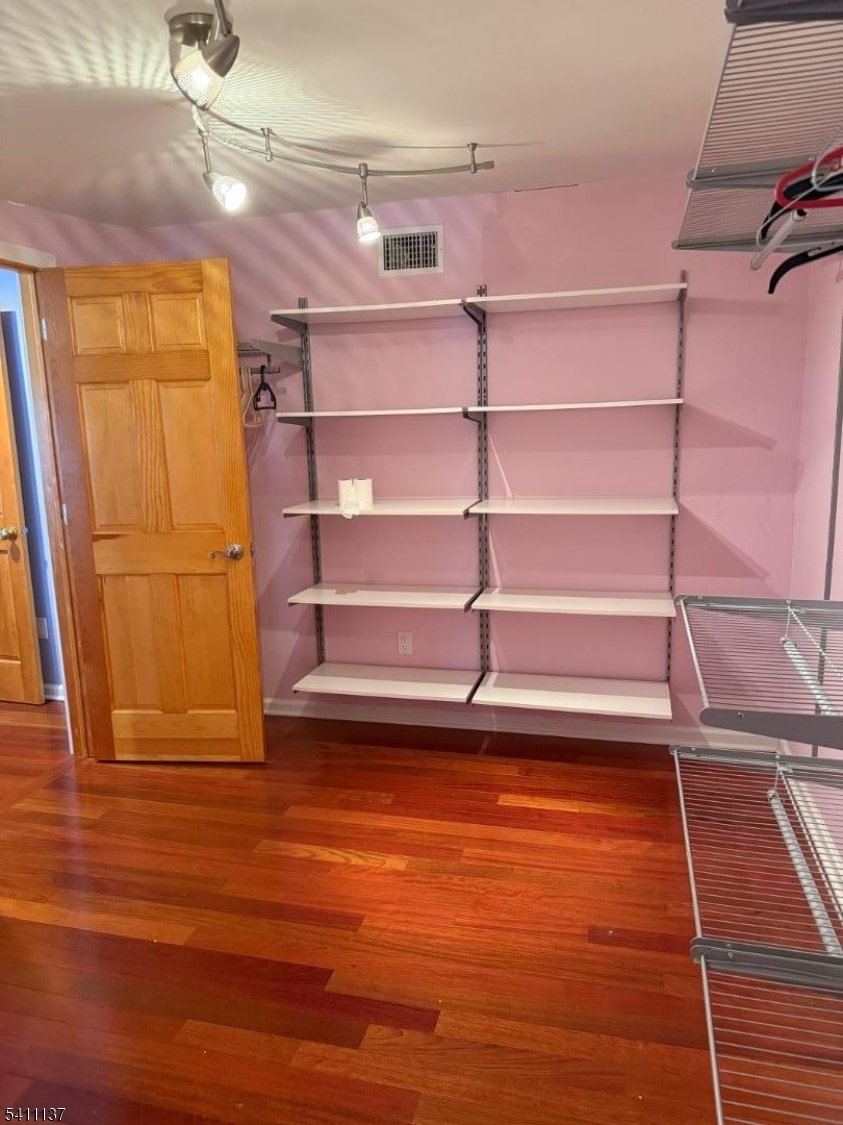 79 Friar Lane Clifton, NJ 07013 - Photo 9 of 21