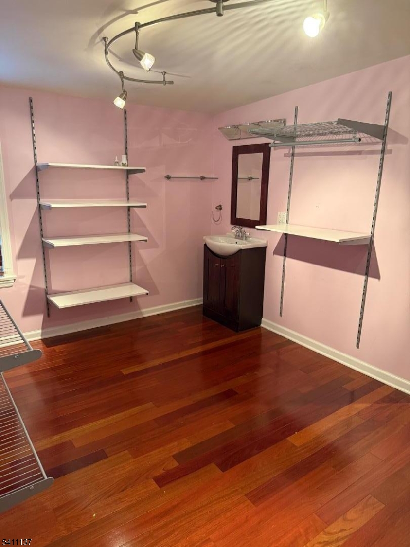 79 Friar Lane Clifton, NJ 07013 - Photo 10 of 21