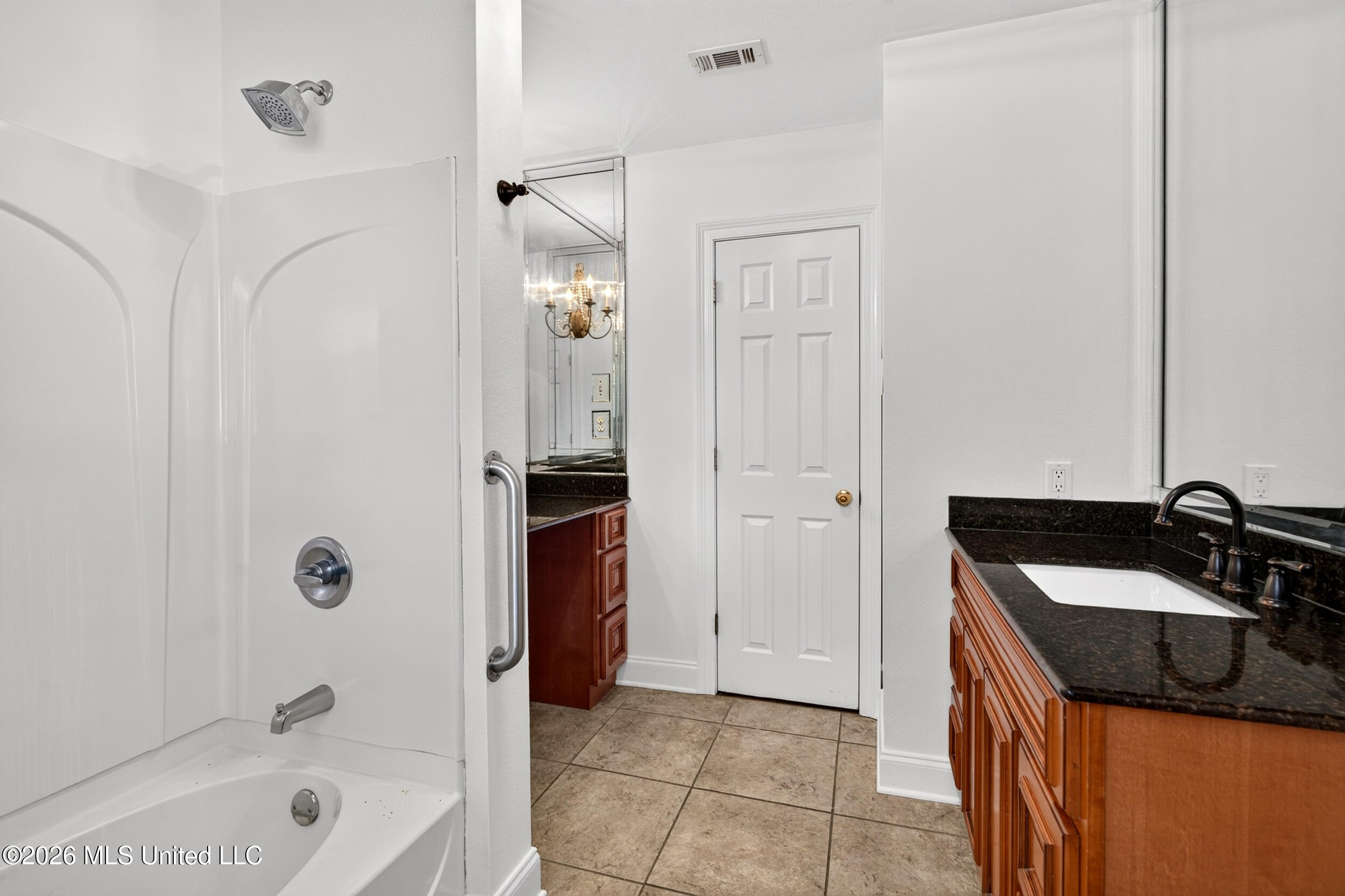340 West Union Road Carriere, MS 39426 - Photo 29 of 70 49_hallway_bathroom