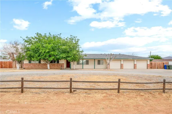 $499,000 | 13755 Mohawk Road, Apple Valley, CA 92307