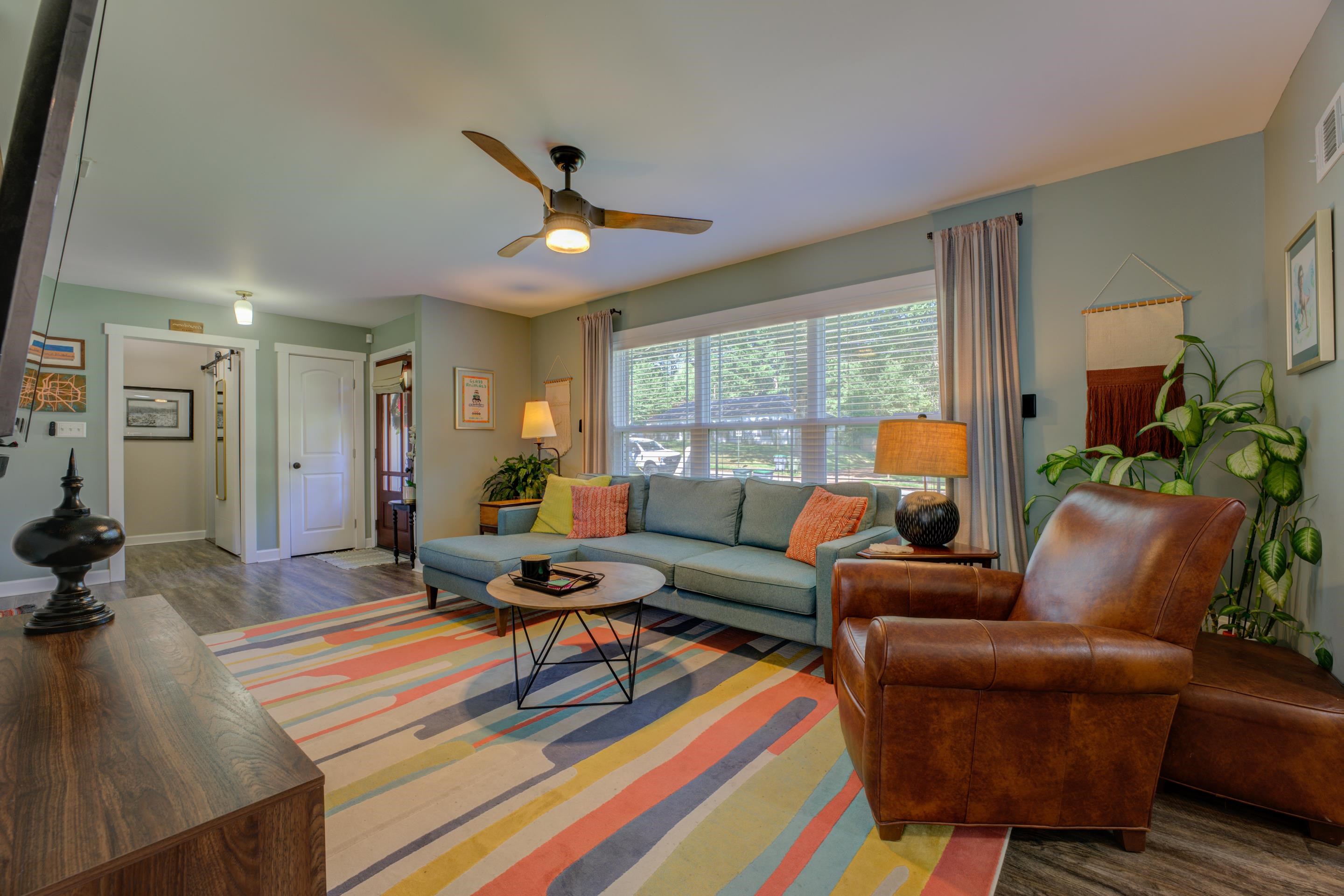 1501 Hayne Road Memphis, TN 38119 - Photo 3 of 33 a living room with furniture and a large window