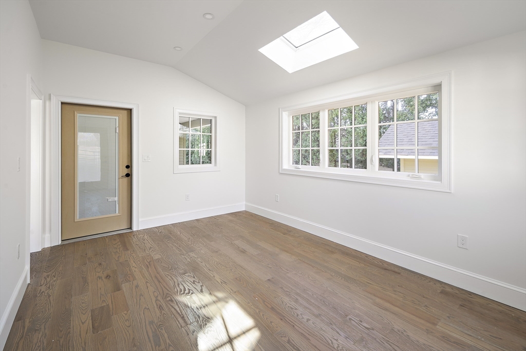 124 Lovejoy Road Andover, MA 01810 - Photo 21 of 32