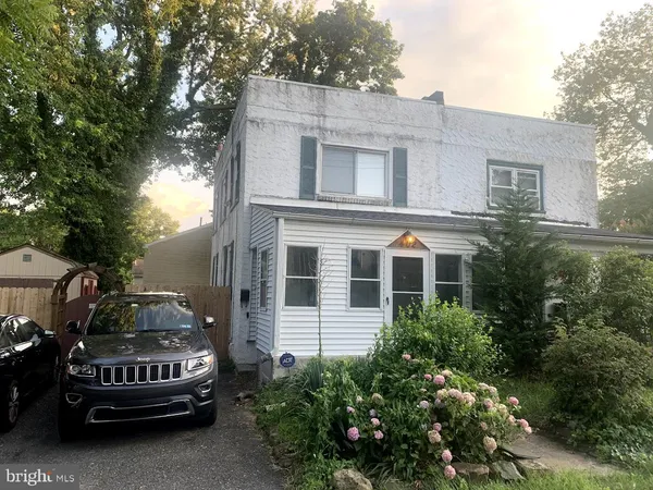 $2,595 | 402 Wallingford Avenue, Media, PA 19063