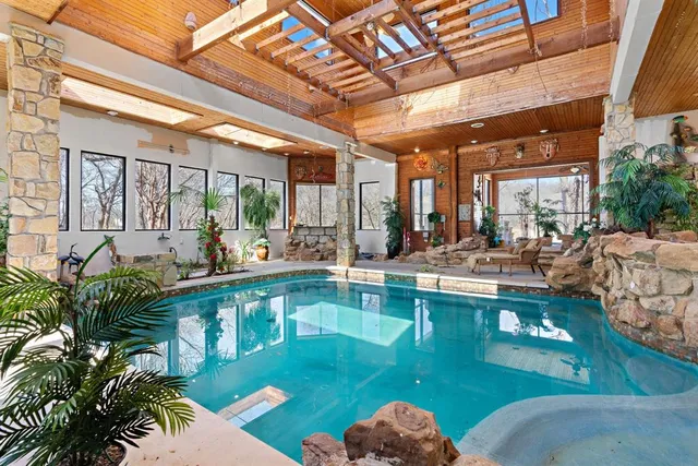 $2,400,000 | 228 Private Road 1758, Chico, TX 76431