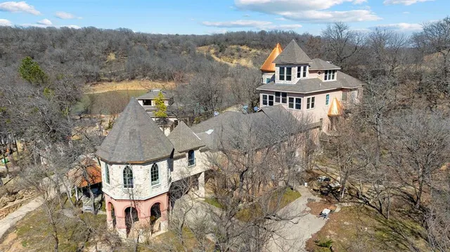 $2,400,000 | 228 Private Road 1758, Chico, TX 76431