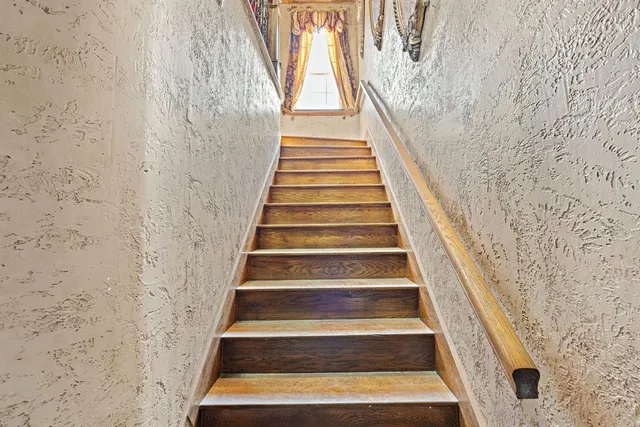 $2,400,000 | 228 Private Road 1758, Chico, TX 76431