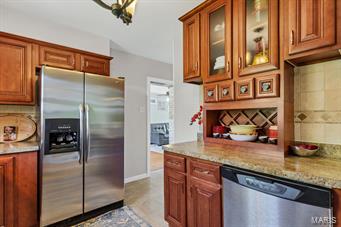 4419 Butler Hill Road St. Louis, MO 63128 - Photo 11 of 32 Gallery Image 11