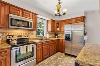 4419 Butler Hill Road St. Louis, MO 63128 - Photo 10 of 32 Gallery Image 10
