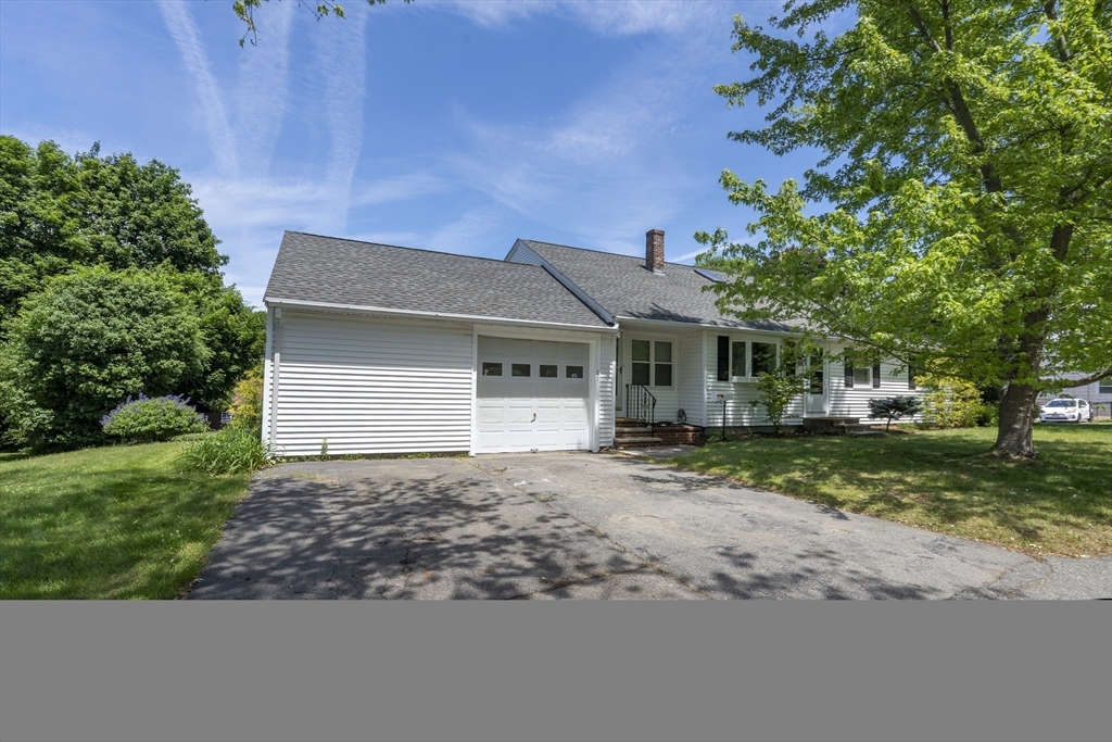 23 Portland Road Braintree, MA 02184 - Photo 4 of 42