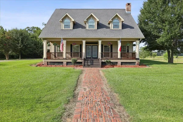 $338,000 | 225 Loch Lomond Road, Bridge City, TX 77611