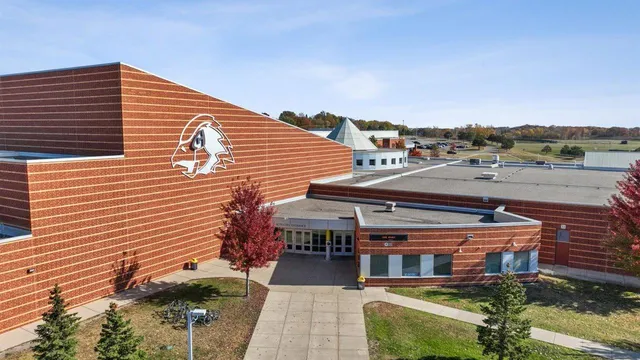 $710,000 | 1504 Clover Preserve Way, Chaska, MN 55318