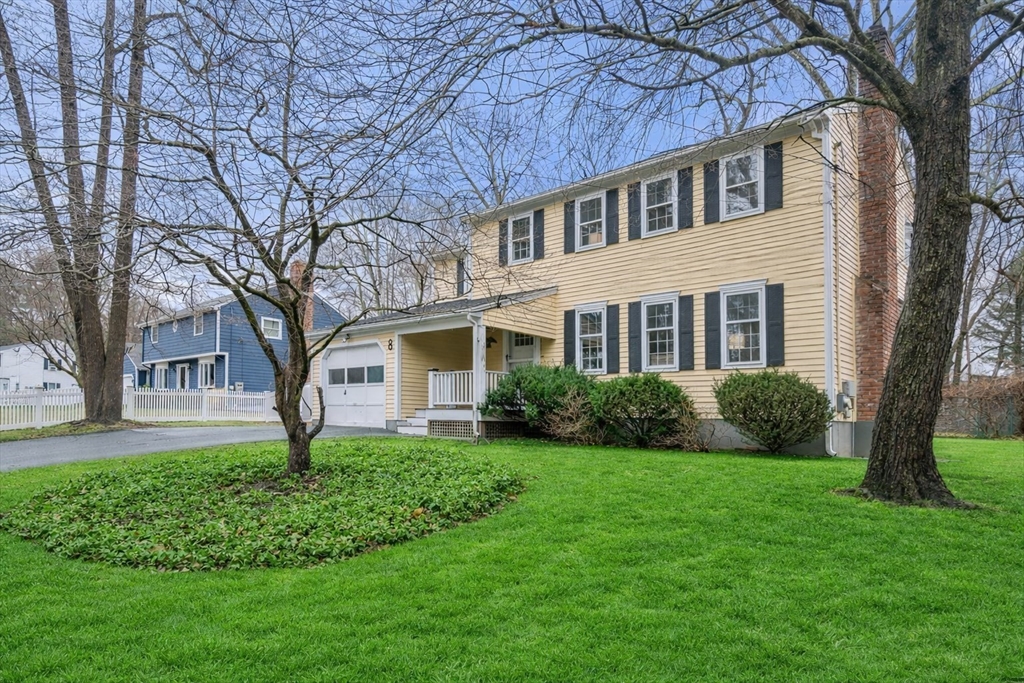 8 Woodfall Road Medfield, MA 02052 - Photo 2 of 41