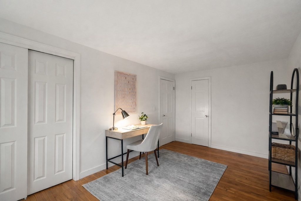 8 Woodfall Road Medfield, MA 02052 - Photo 29 of 41