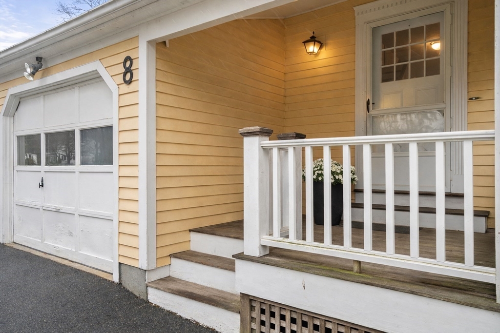 8 Woodfall Road Medfield, MA 02052 - Photo 3 of 41