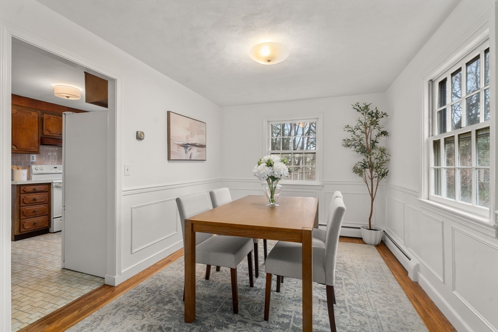 8 Woodfall Road Medfield, MA 02052 - Photo 9 of 41