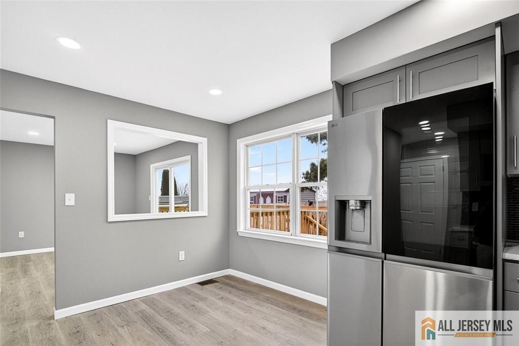 63 Scarlet Drive Sayreville, NJ 08859 - Photo 16 of 35