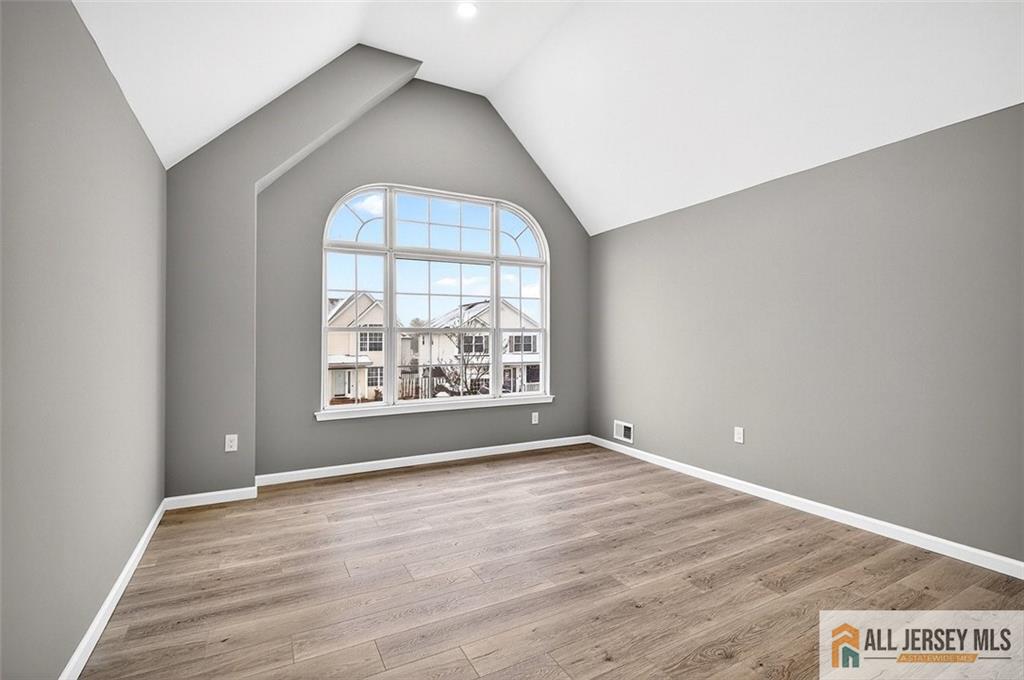 63 Scarlet Drive Sayreville, NJ 08859 - Photo 27 of 35