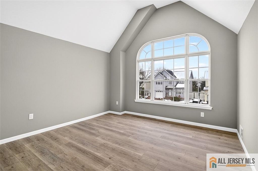 63 Scarlet Drive Sayreville, NJ 08859 - Photo 28 of 35