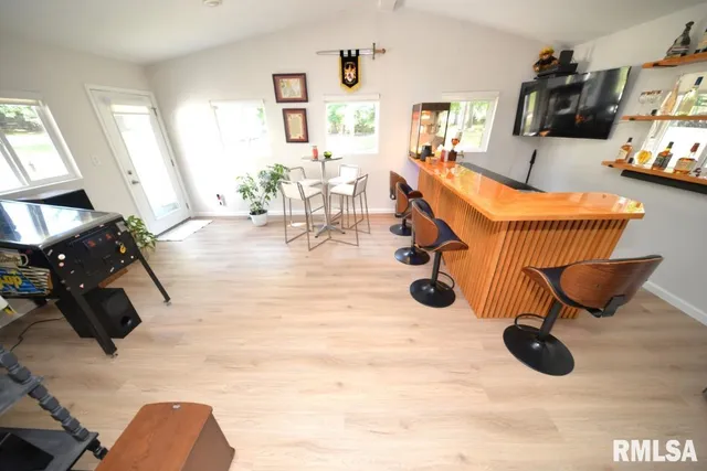 $350,000 | 4211 Fox Crk Drive, Mount Vernon, IL 62864