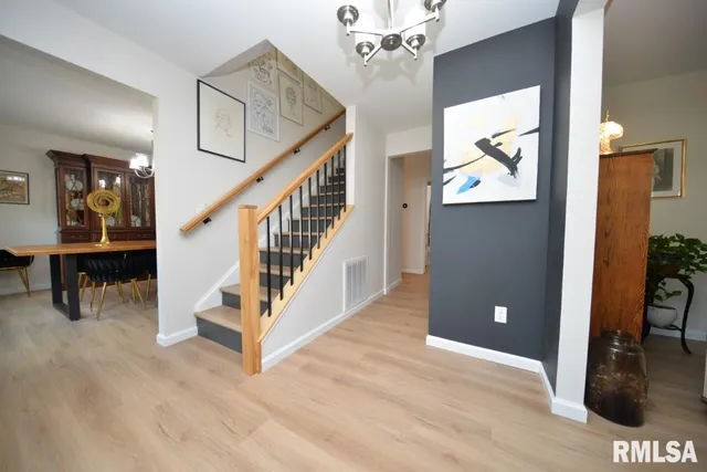 $350,000 | 4211 Fox Crk Drive, Mount Vernon, IL 62864