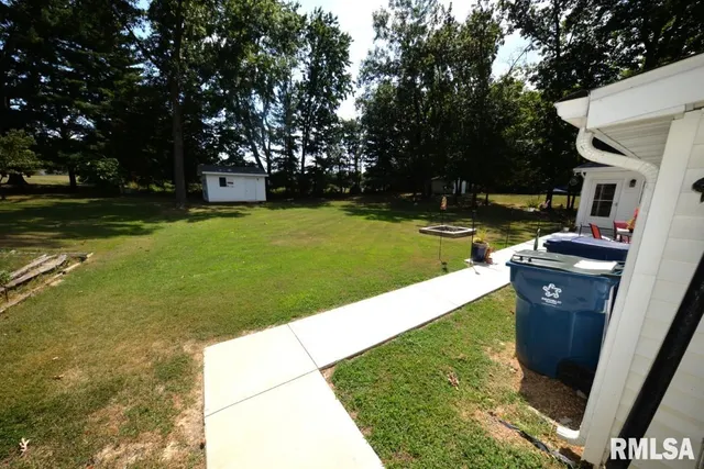 $350,000 | 4211 Fox Crk Drive, Mount Vernon, IL 62864