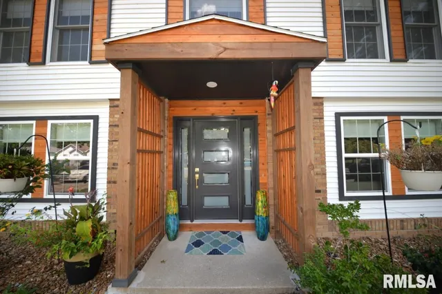 $350,000 | 4211 Fox Crk Drive, Mount Vernon, IL 62864