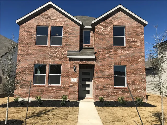 $2,000 | 712 Long Run, Liberty Hill, TX 78642
