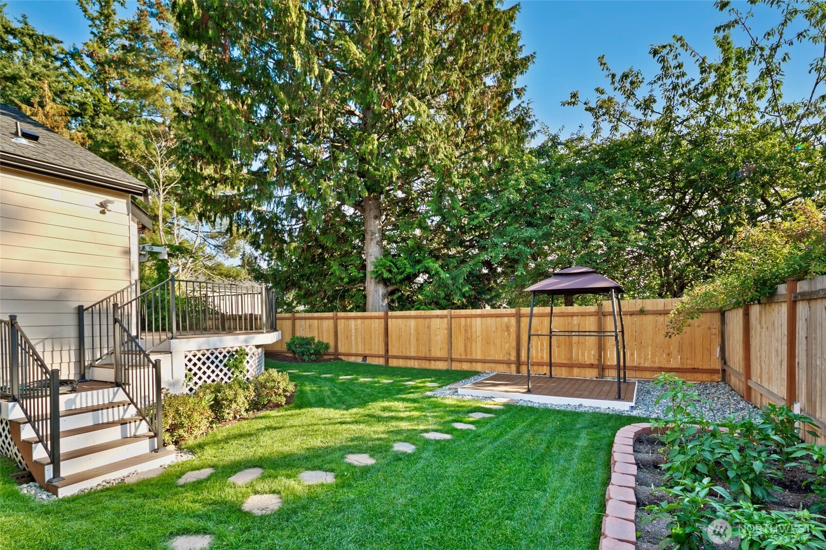 4902 241st Street Southwest Mountlake Terrace, WA 98043 - Photo 2 of 29