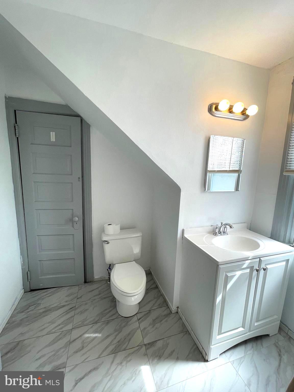 215 South Easton Road Glenside, PA 19038 - Photo 10 of 18 Bath
