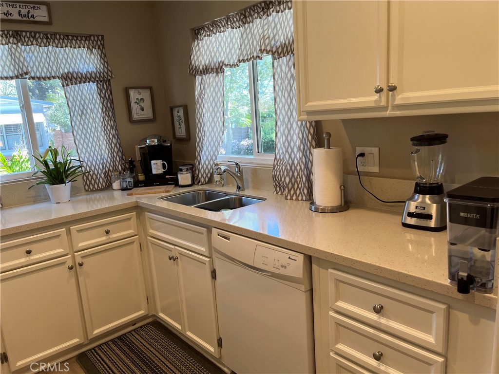 751 Village Lake Brea, CA 92821 - Photo 6 of 16