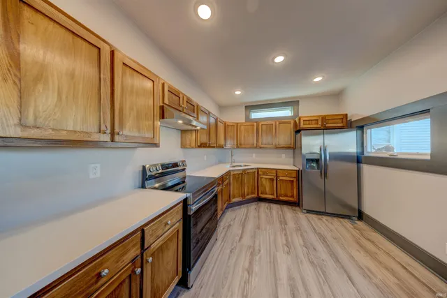 $226,500 | 212 East Delaware Street, Evansville, IN 47711