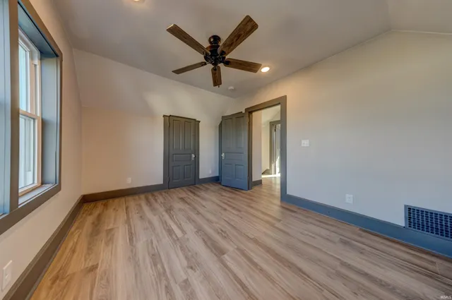 $226,500 | 212 East Delaware Street, Evansville, IN 47711