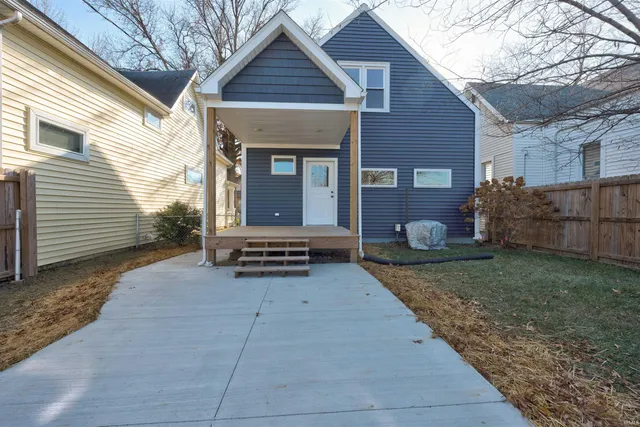 $226,500 | 212 East Delaware Street, Evansville, IN 47711