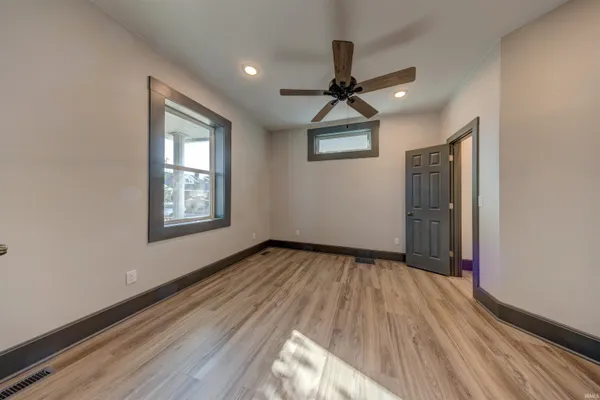 $219,500 | 212 East Delaware Street, Evansville, IN 47711