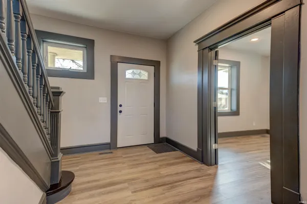 $219,500 | 212 East Delaware Street, Evansville, IN 47711