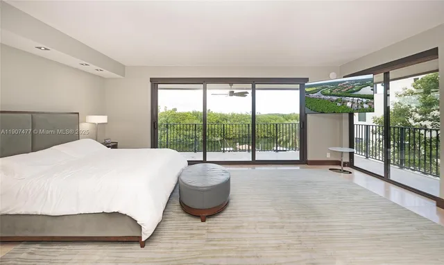 $1,995,000 | 5950 Paradise Point Drive, Palmetto Bay, FL 33157