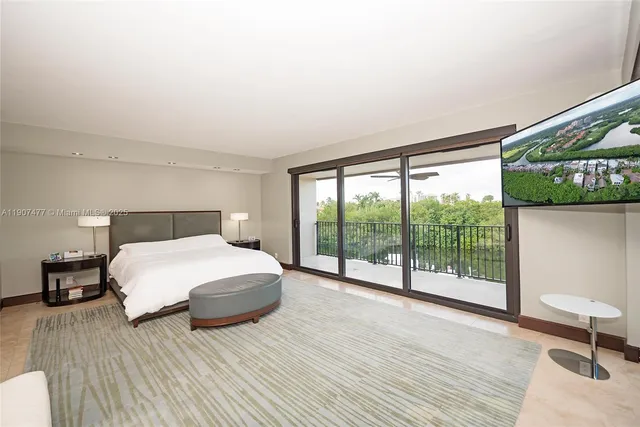 $1,995,000 | 5950 Paradise Point Drive, Palmetto Bay, FL 33157