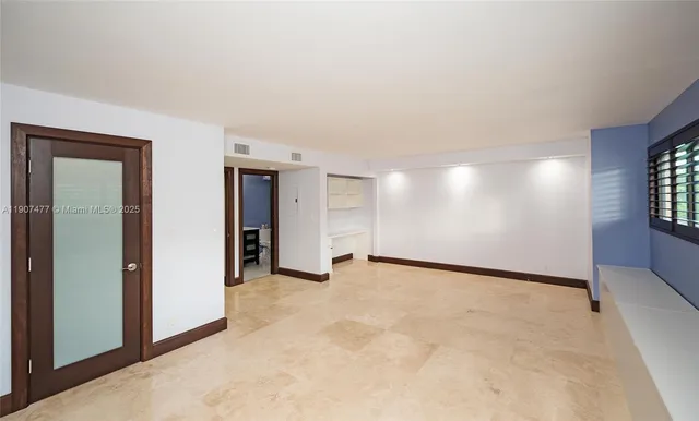 $1,995,000 | 5950 Paradise Point Drive, Palmetto Bay, FL 33157