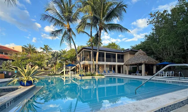 $1,995,000 | 5950 Paradise Point Drive, Palmetto Bay, FL 33157