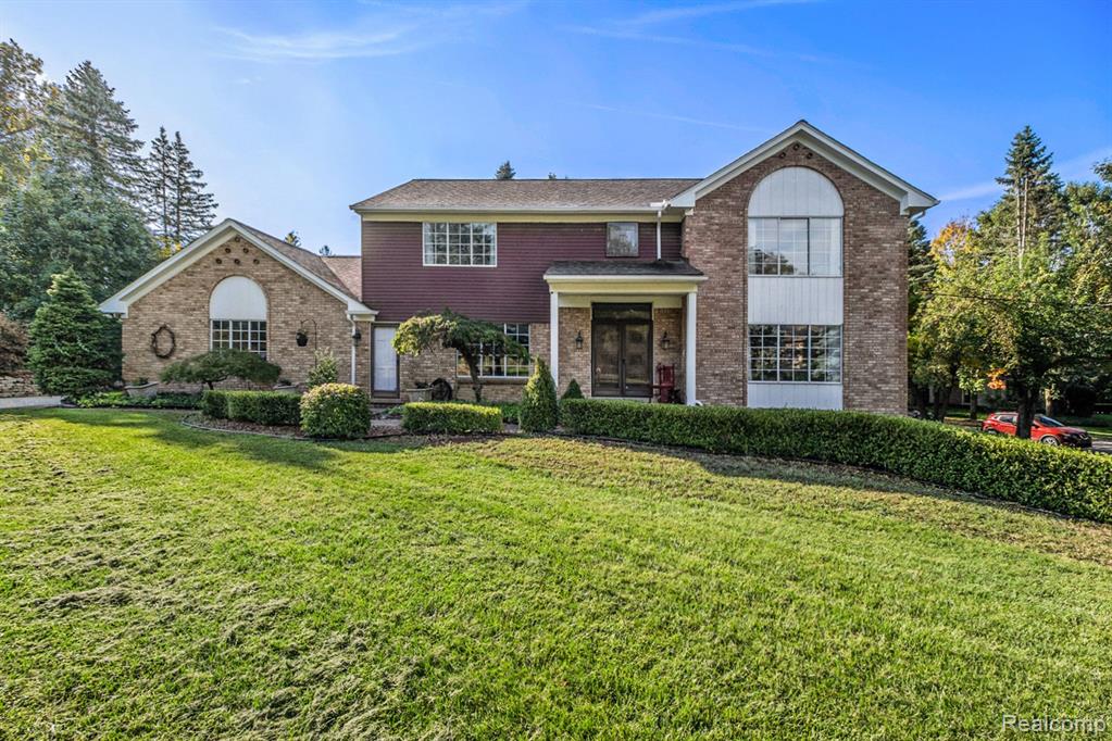 793 Dutton Road Rochester Hills, MI 48306 - Photo 1 of 1