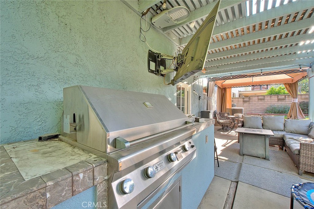 5 Navajo Trail Lane Phillips Ranch, CA 91766 - Photo 46 of 65 Barbeque island