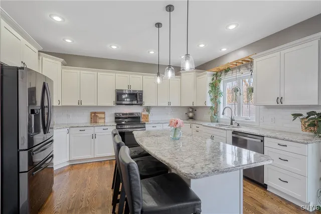 $629,000 | 196 Creamery Road, Scriba, NY 13126