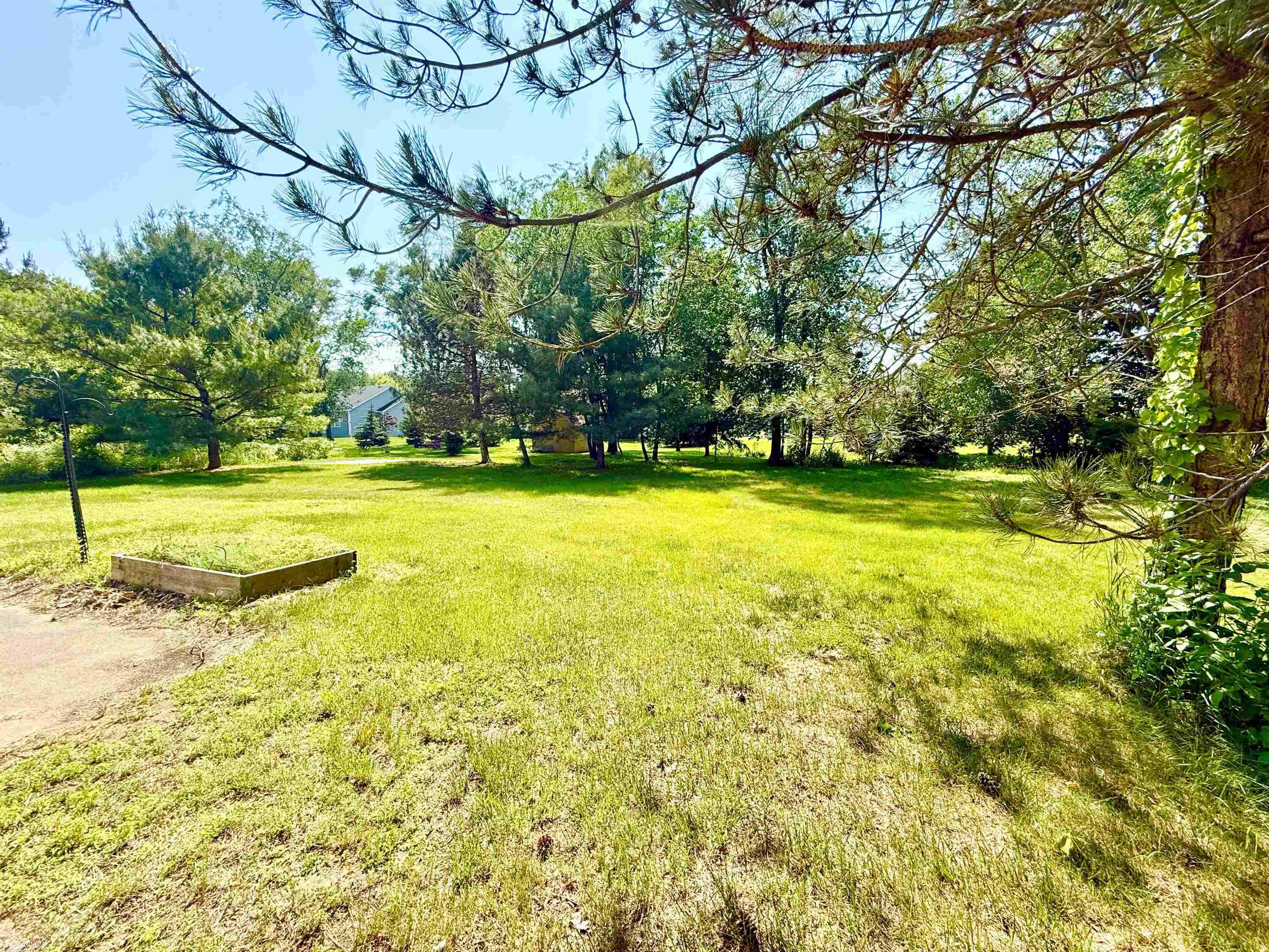 1248 South Hemlock Road Hemlock, MI 48626 - Photo 71 of 73 50178230-1b90df14-66ab-4e17-99c2-80f7d0bcbb26.JPG
