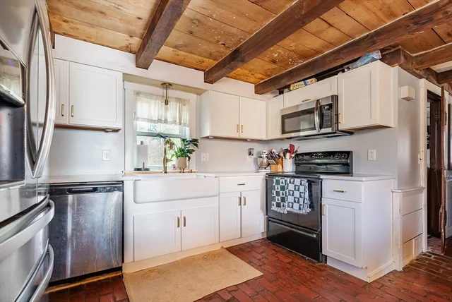 $499,000 | 966 Main Street, Dighton, MA 02715