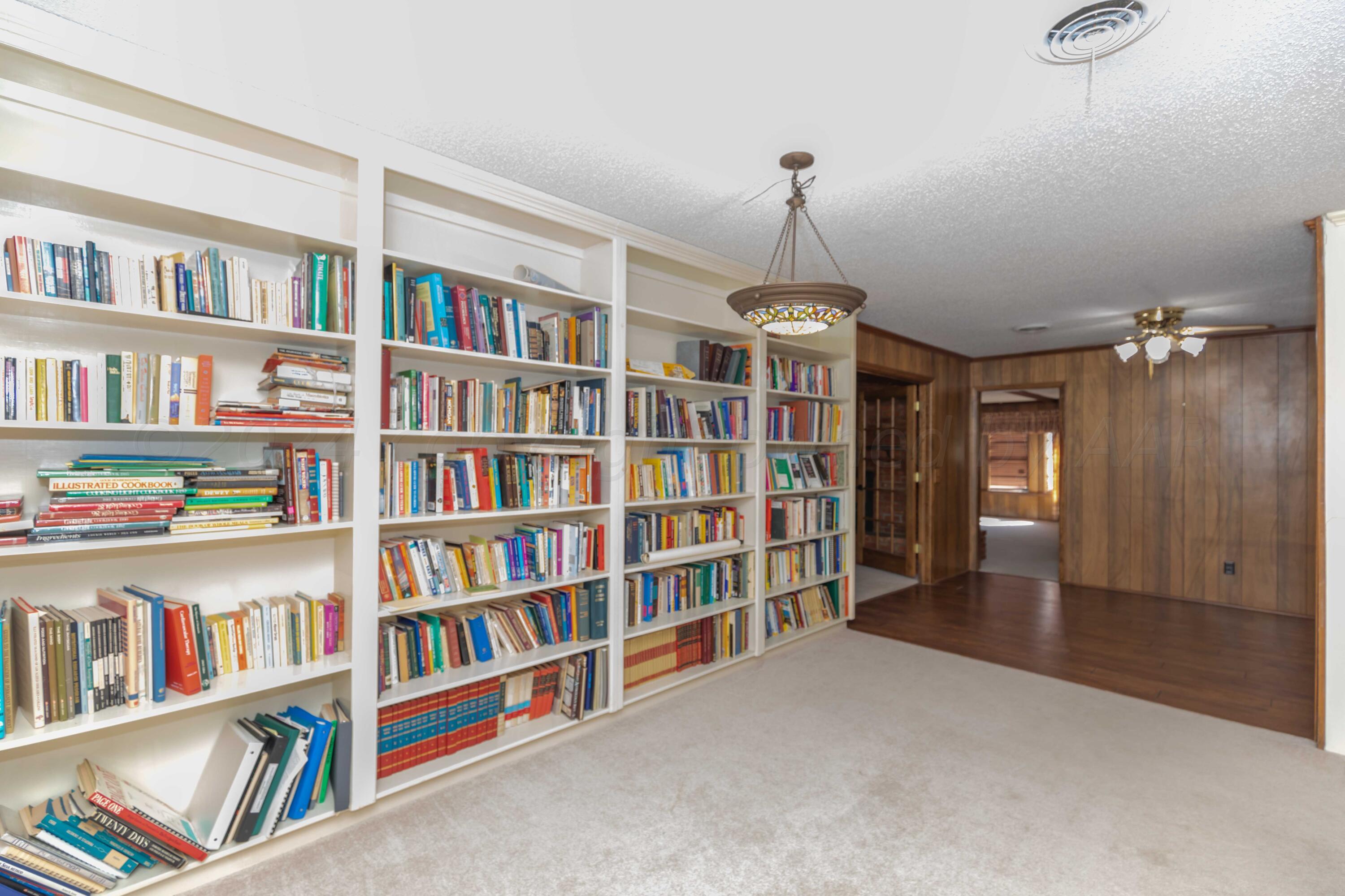 4400 Gem Lake Road Amarillo, TX 79106 - Photo 14 of 57 DINING VIEW 2