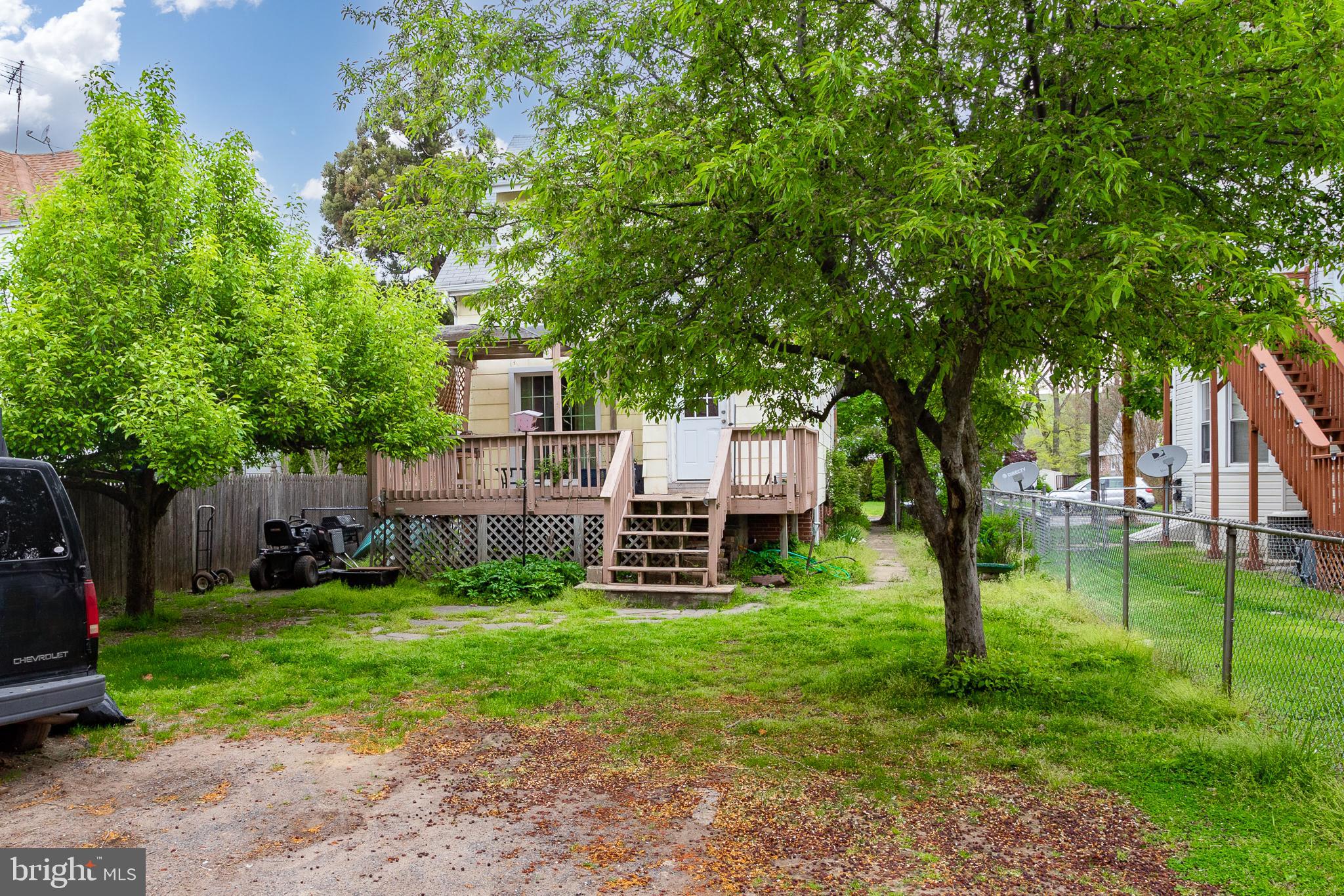 240 West Front Street Florence, NJ 08518 - Photo 11 of 12