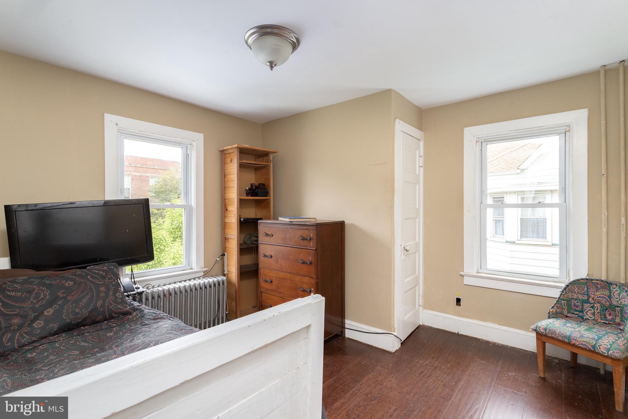 240 West Front Street Florence, NJ 08518 - Photo 8 of 12