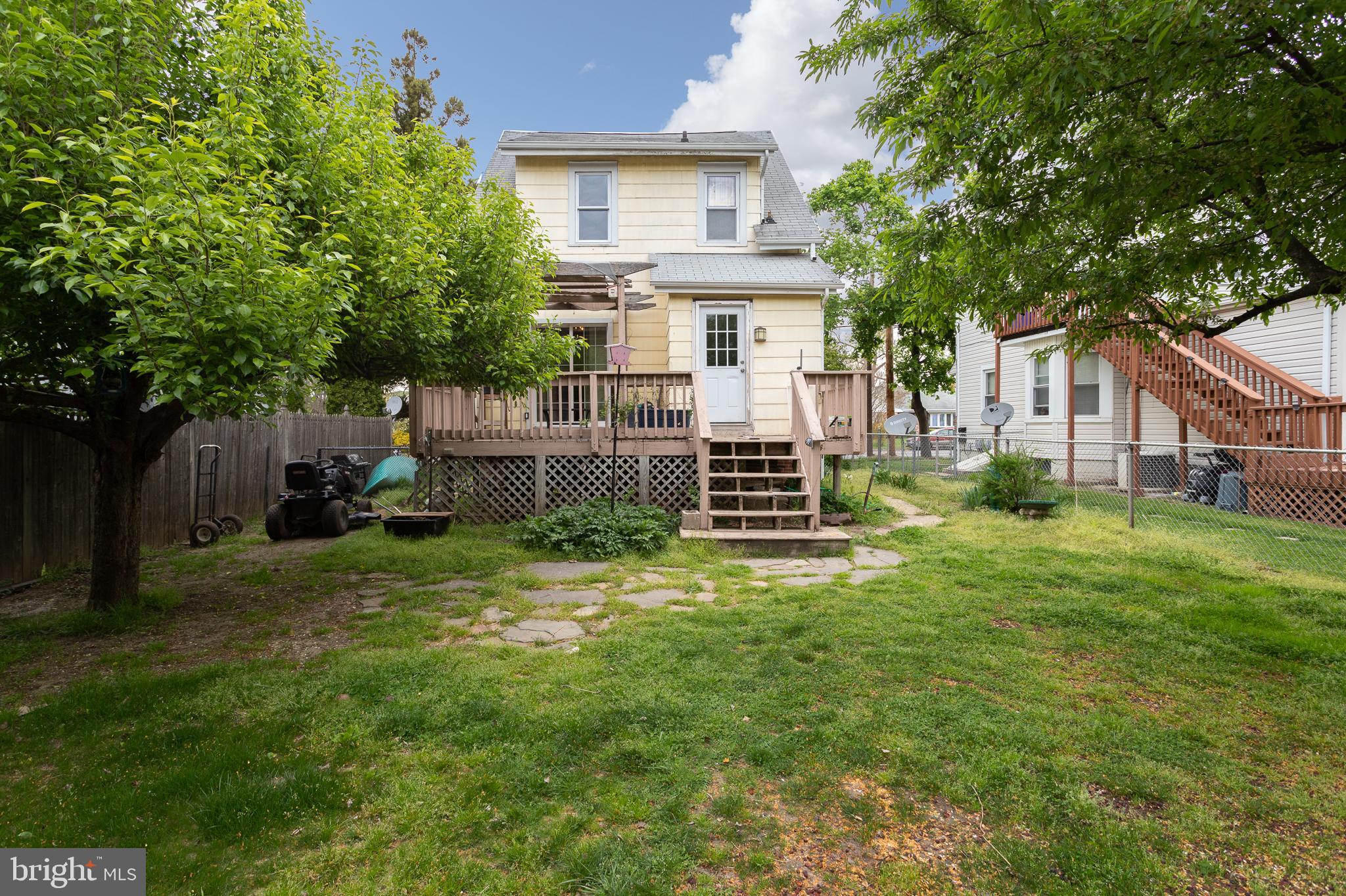 240 West Front Street Florence, NJ 08518 - Photo 10 of 12