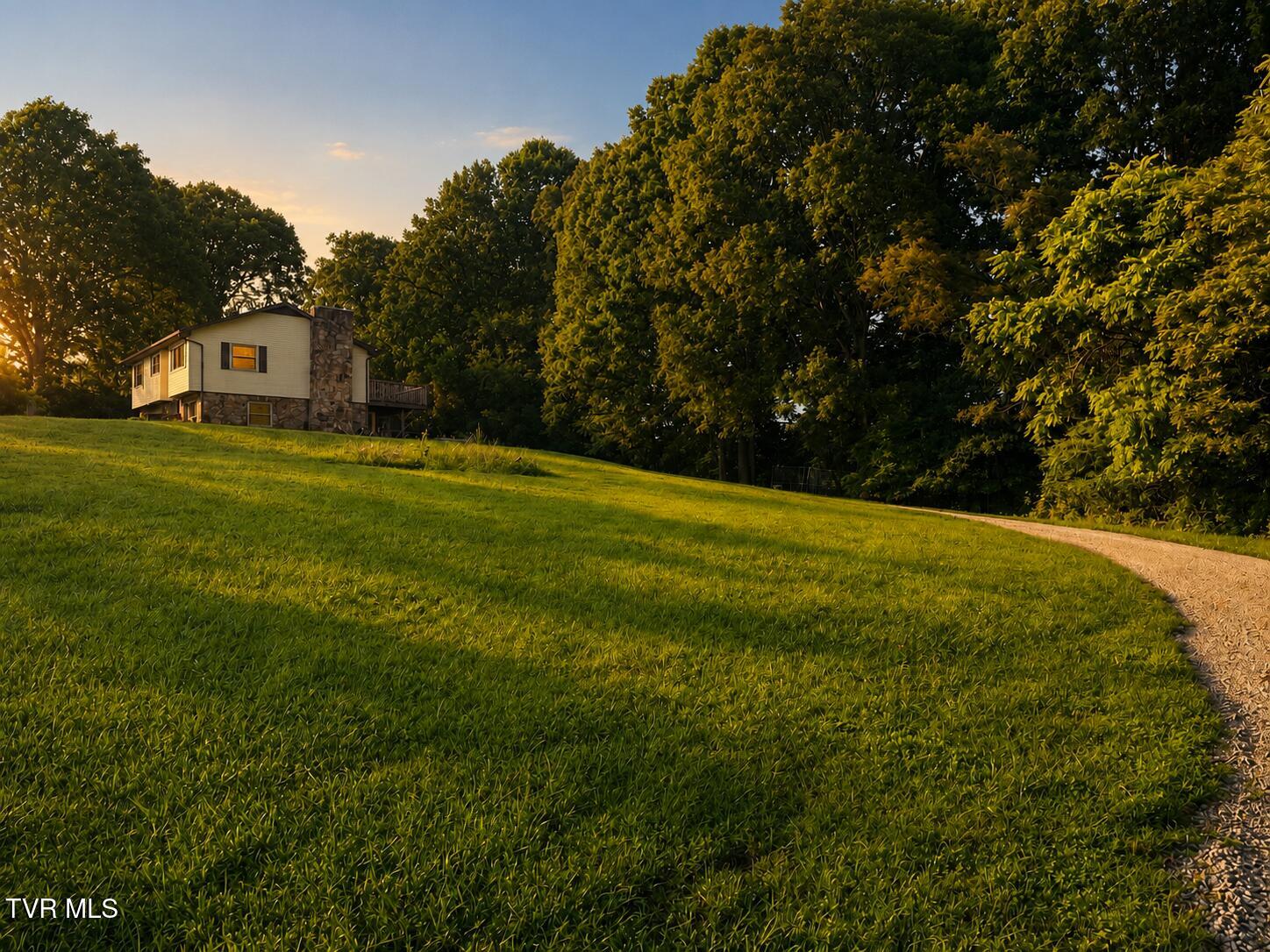 1695 Jim Fox Road Greeneville, TN 37743 - Photo 3 of 52 65356102-FFB0-451B-82FB-B9A0DD7F51DF